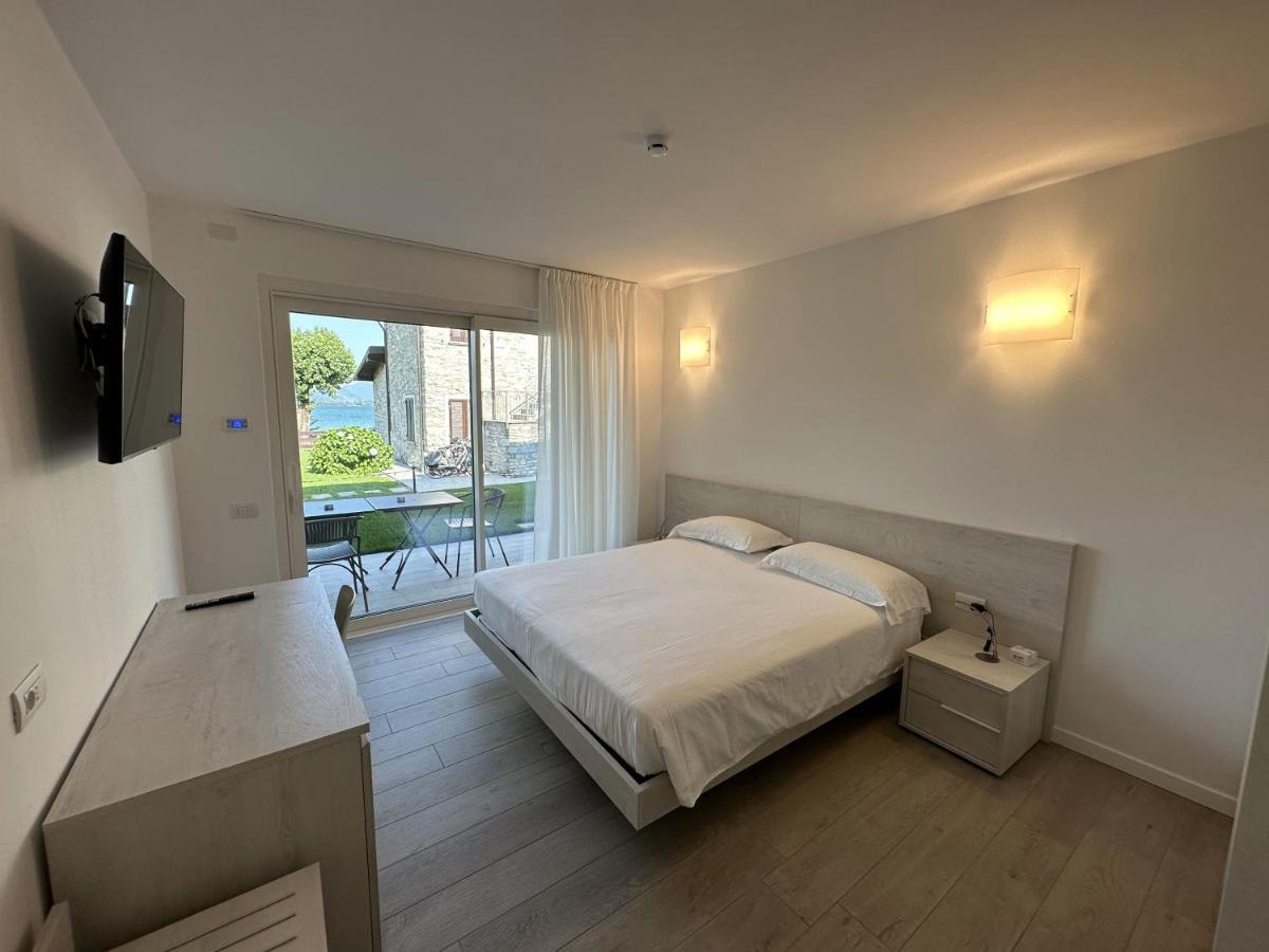Resort Le Vele Suites And Apartments Domaso Buitenkant foto