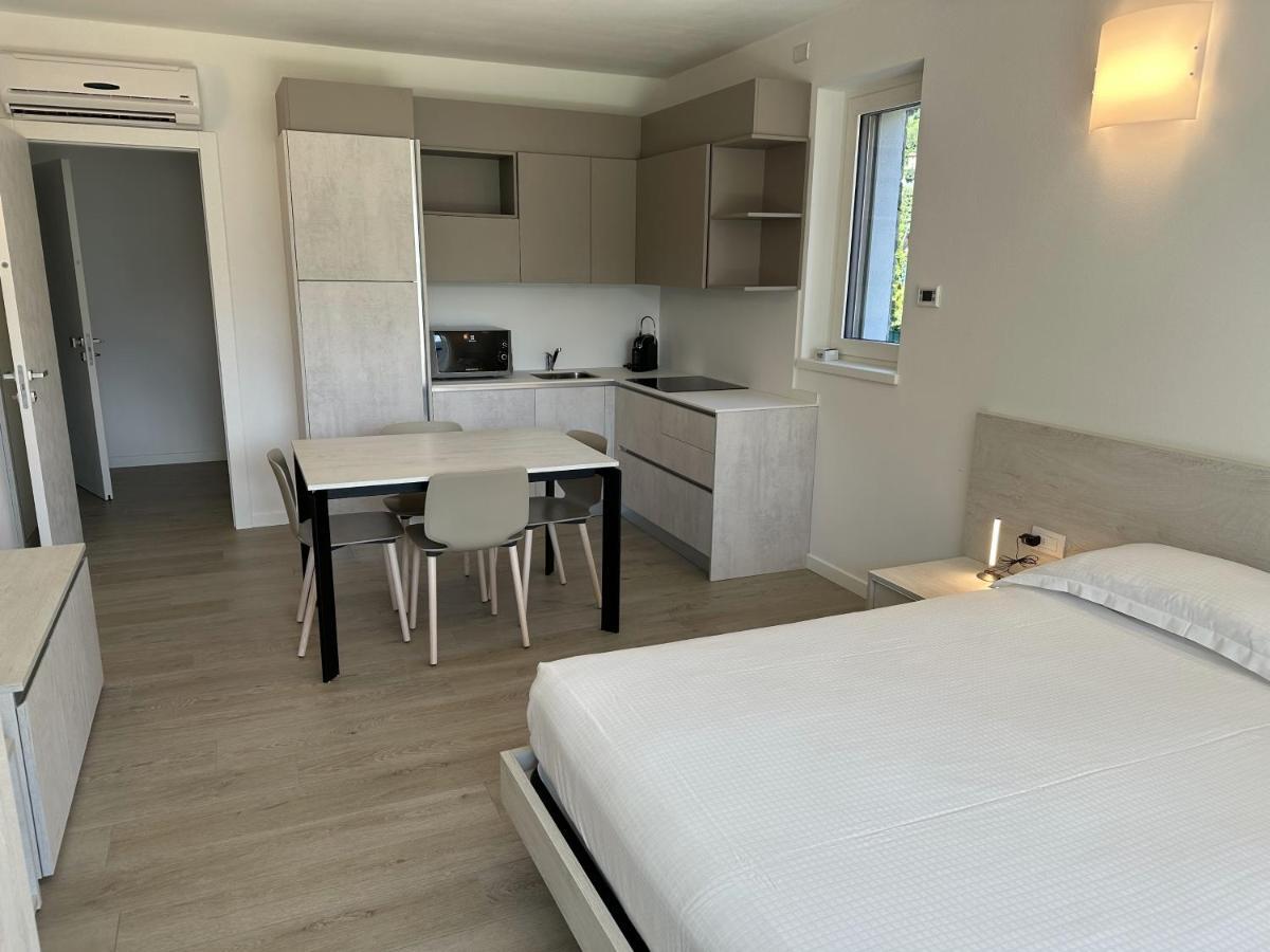 Resort Le Vele Suites And Apartments Domaso Buitenkant foto