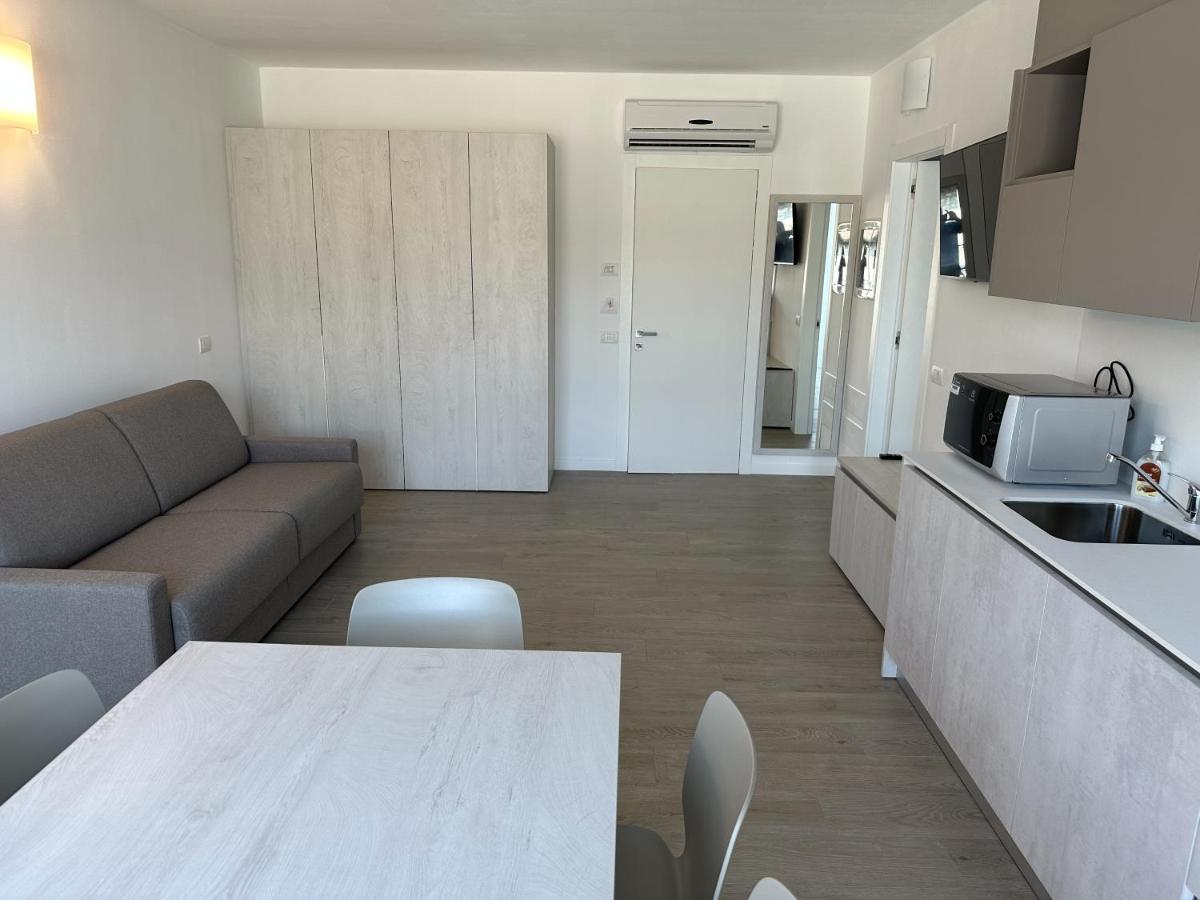 Resort Le Vele Suites And Apartments Domaso Buitenkant foto