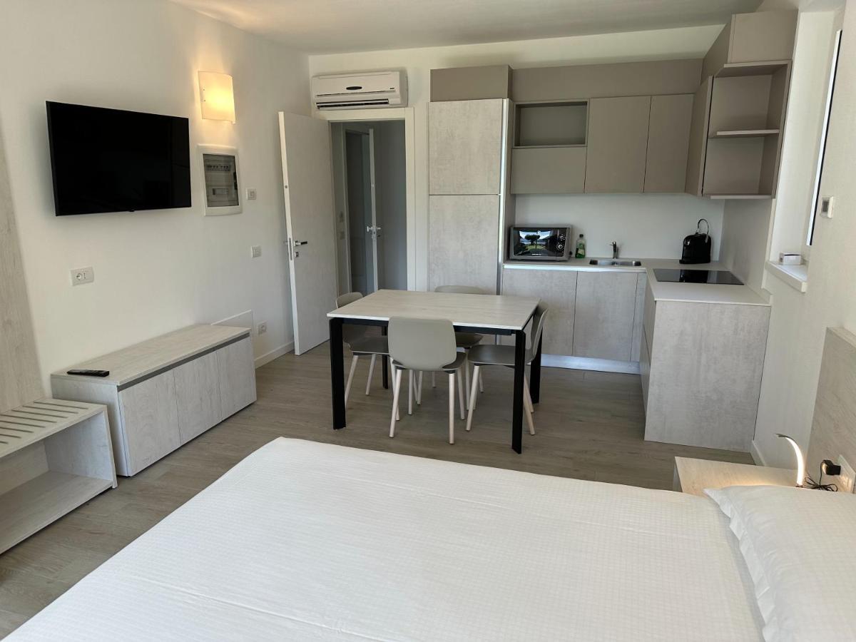 Resort Le Vele Suites And Apartments Domaso Buitenkant foto